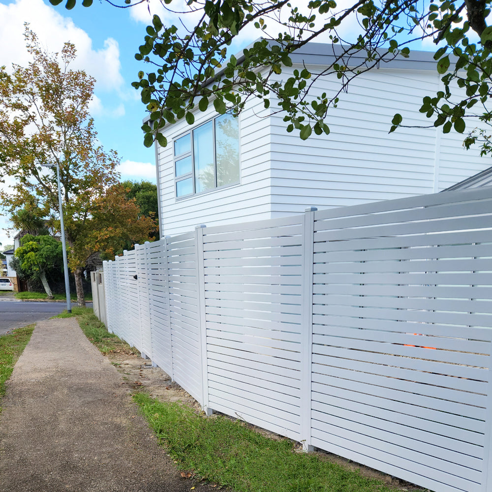 The Oasis-Aluminium Slat Fence Panel | Edgesmith