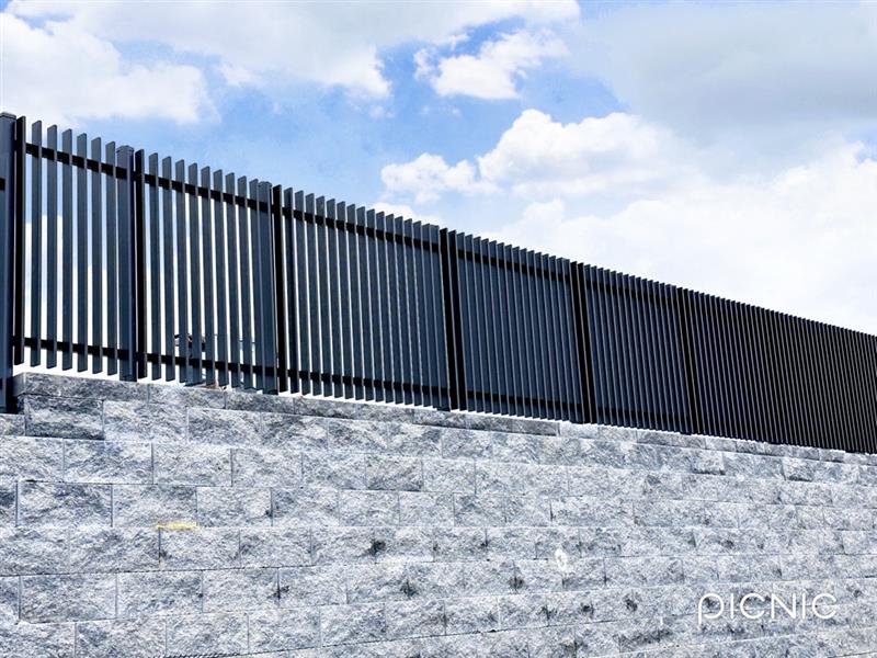 Finn Contour Raking Vertically Finned Panel