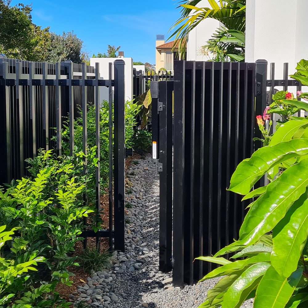 The Finns Gate-Architectural Aluminium Gate | Edgesmith