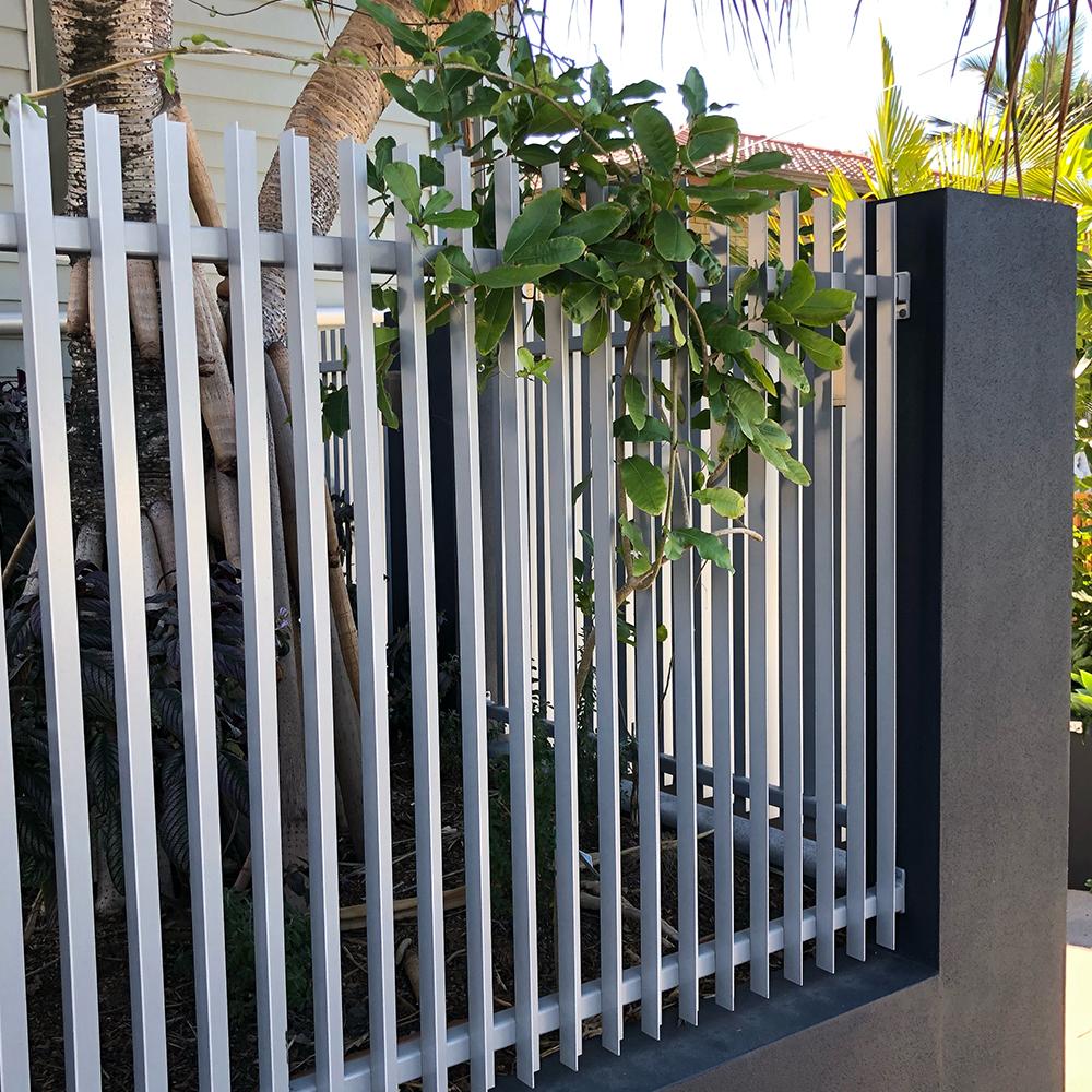 The Nicks Aluminium Angle Picket Fence Panel | Edgesmith