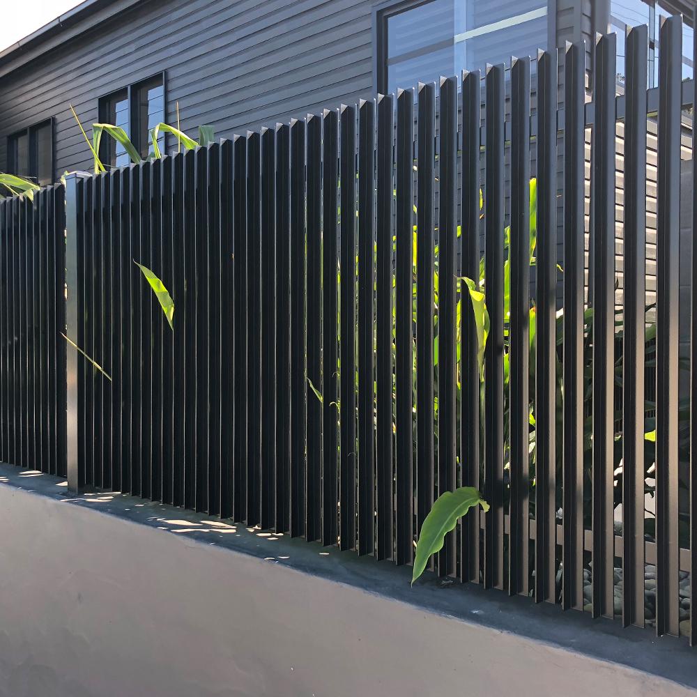 The Nicks Aluminium Angle Picket Fence Panel | Edgesmith