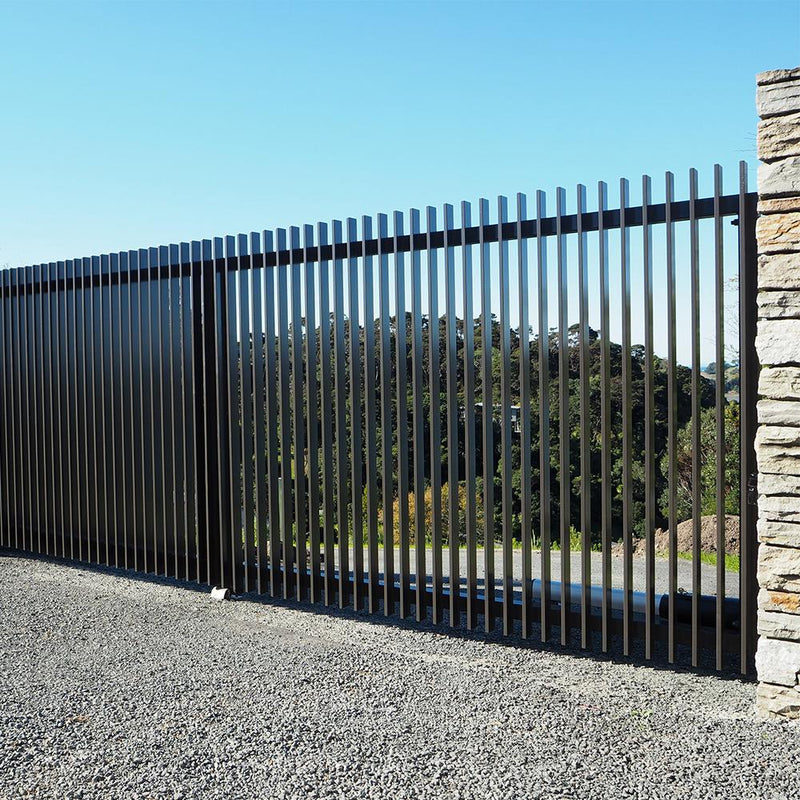 The Finns - Architectural Aluminium Gate | Edgesmith