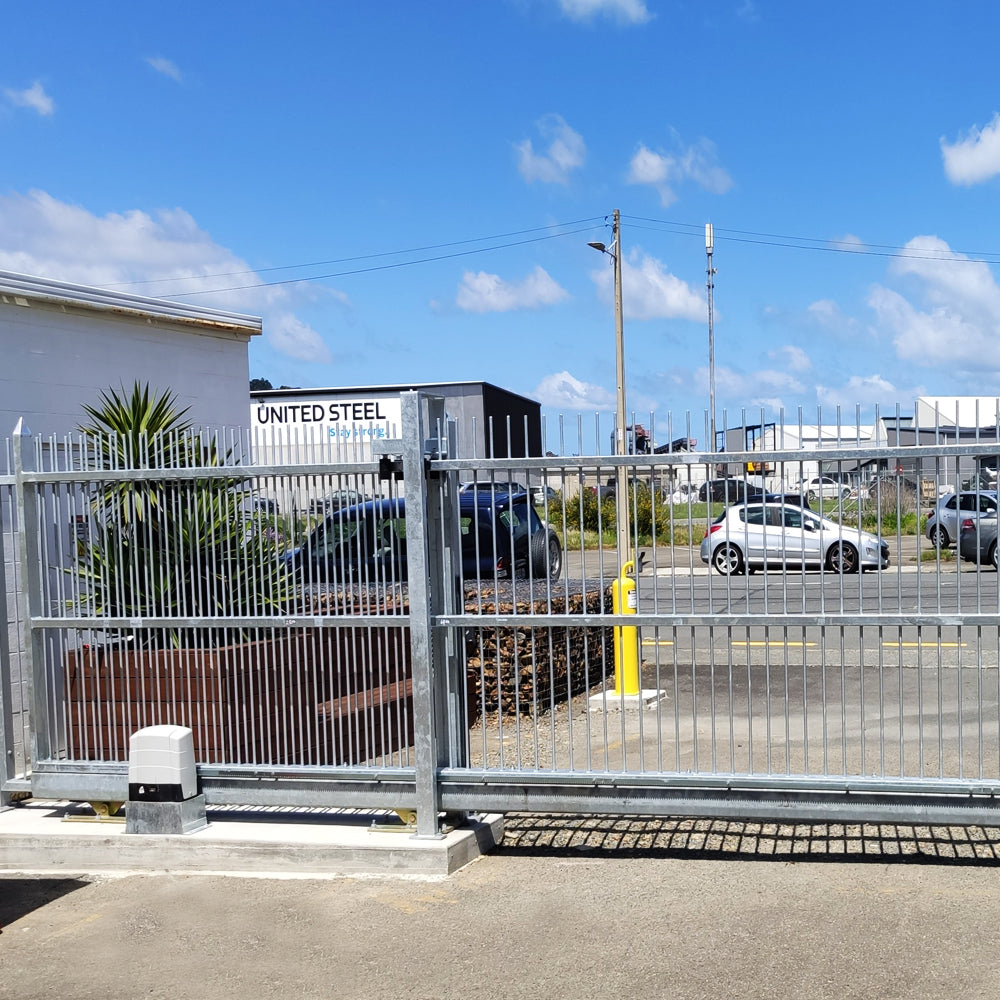 Roger BG30 Grande 1500kg Sliding Gate Operator | Edgesmith