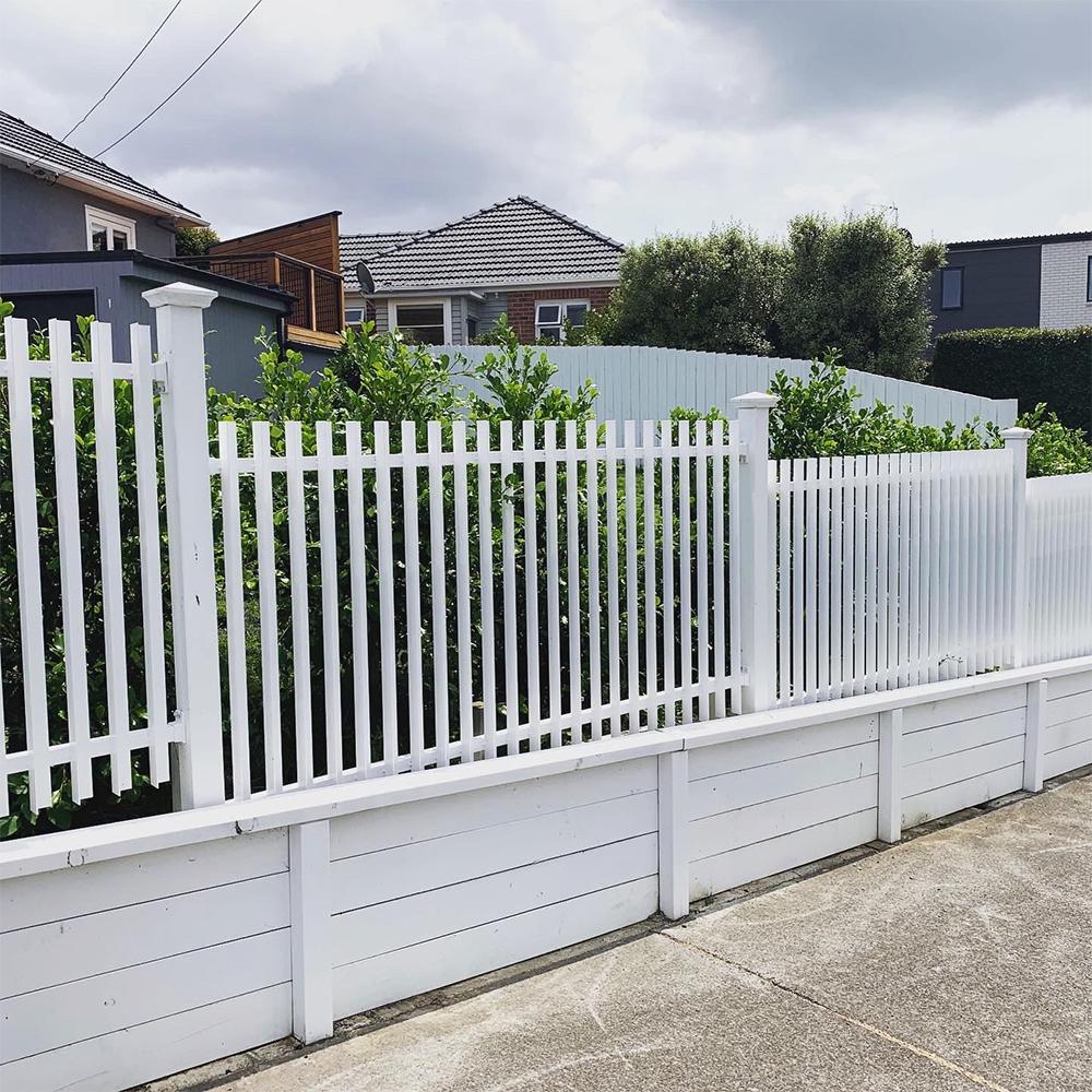 The Nicks Aluminium Angle Picket Fence Panel | Edgesmith