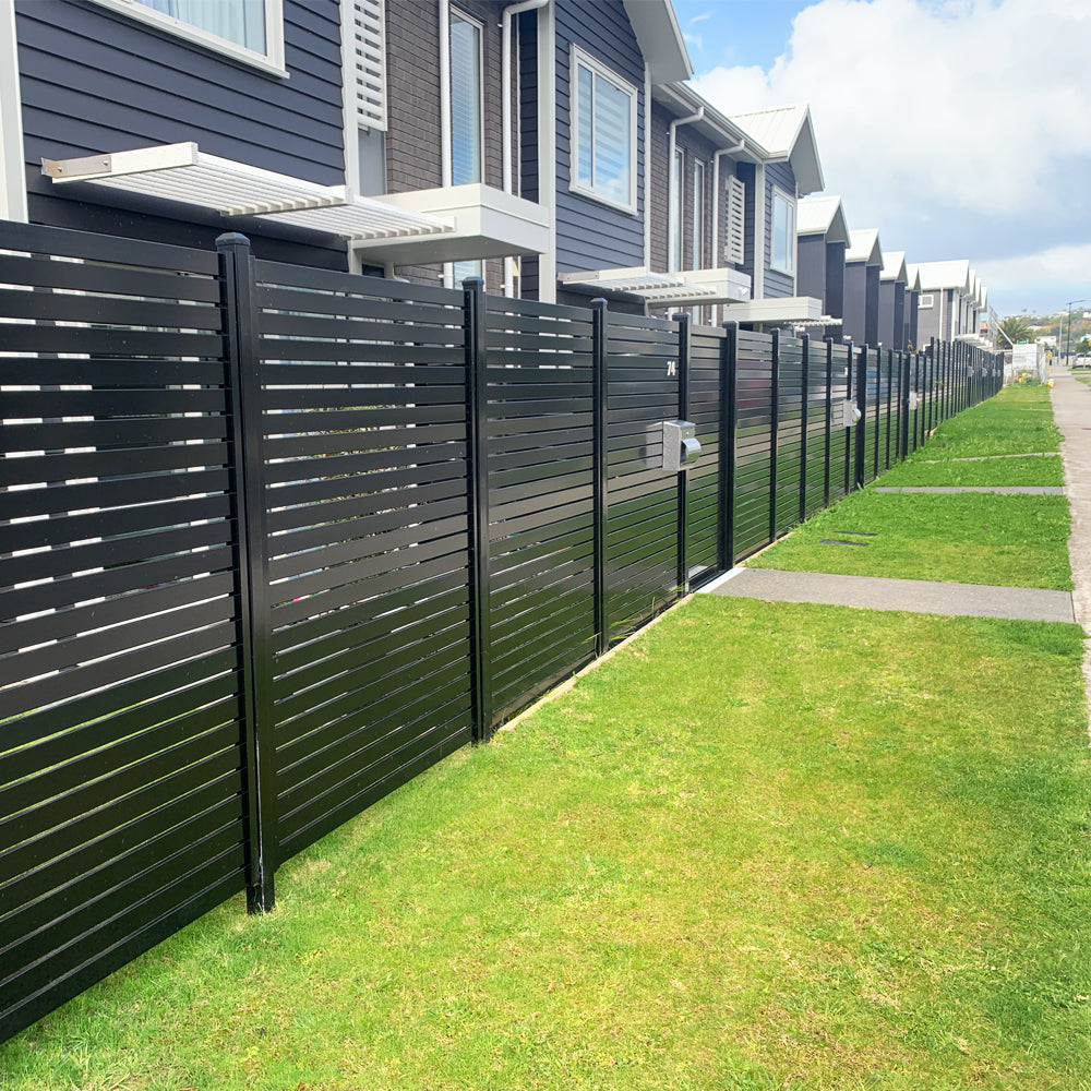 The Oasis-Aluminium Slat Fence Panel | Edgesmith