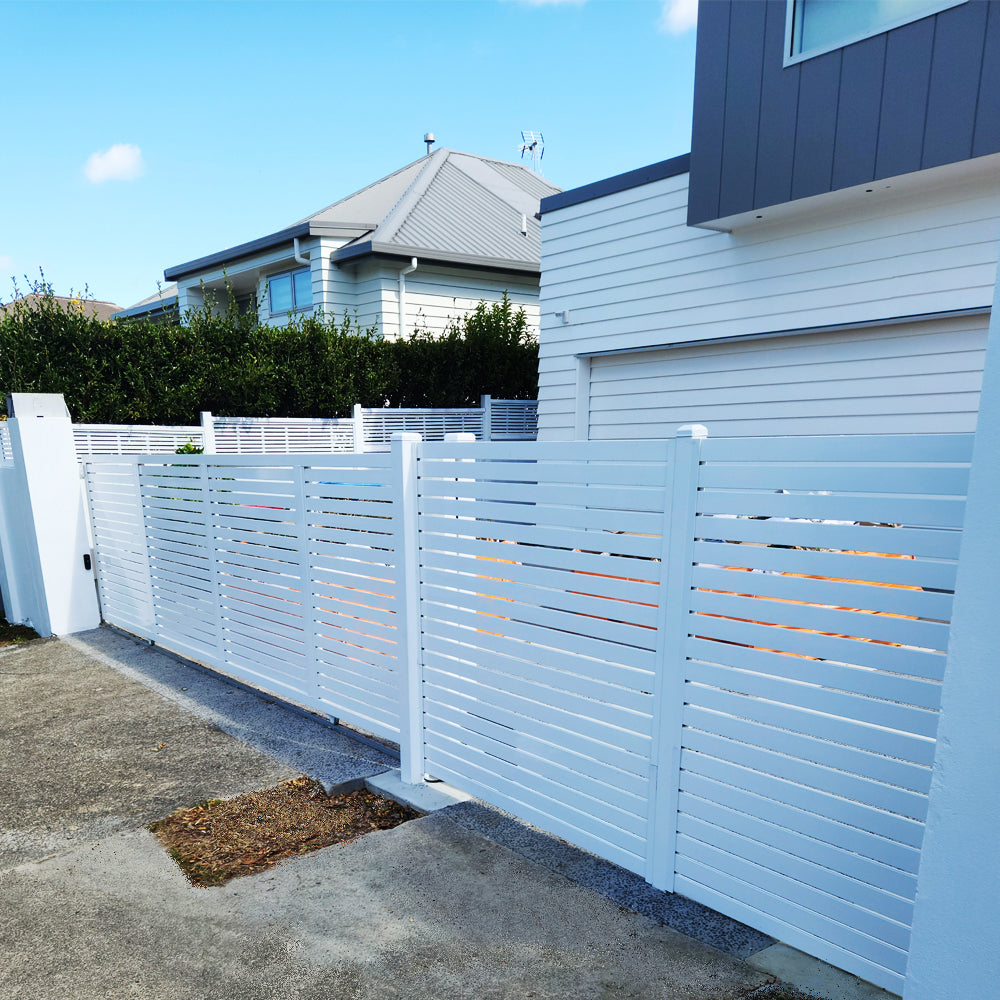 The Oasis-Aluminium Slat Fence Panel | Edgesmith